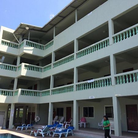 Royal Crown Hotel & Palm Spa Resort Patong Exterior photo
